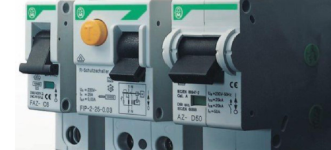 Выбивает автомат (причины, что делать)