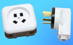 четырехконтактная трехфазная розетка