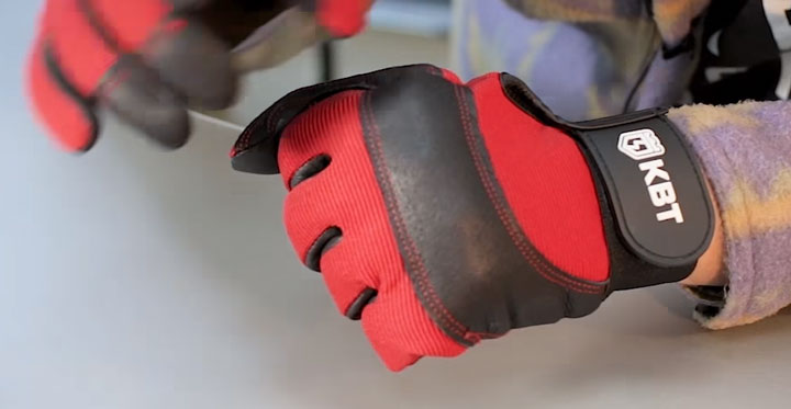 внешняя тыльная сторона перчаток КВТ С-33