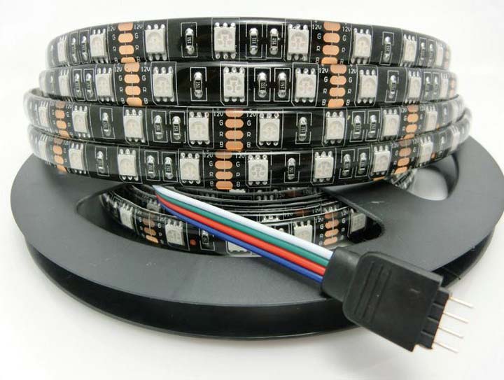 четыре проводка для подключения на RGB ленте
