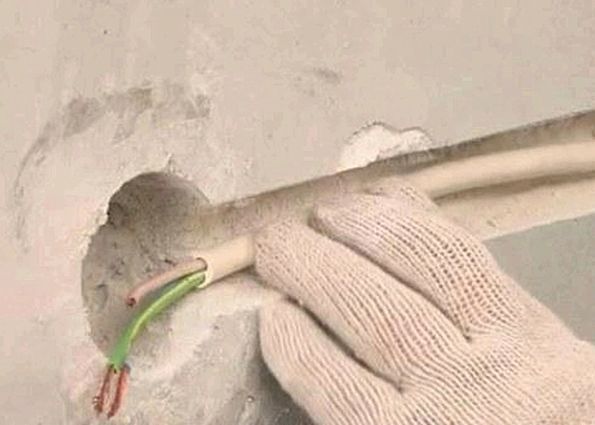 укладка проводов в штробы